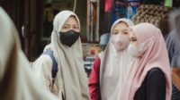 ilustasi siswi berjilbab (unsplash)