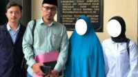 Foto: Kuasa hukum korban Nanang Syafi Qurrahman bersama korban Khodariyah dan cucu berinisial AIP. (Doc Nanang Syafi Qurrahman)