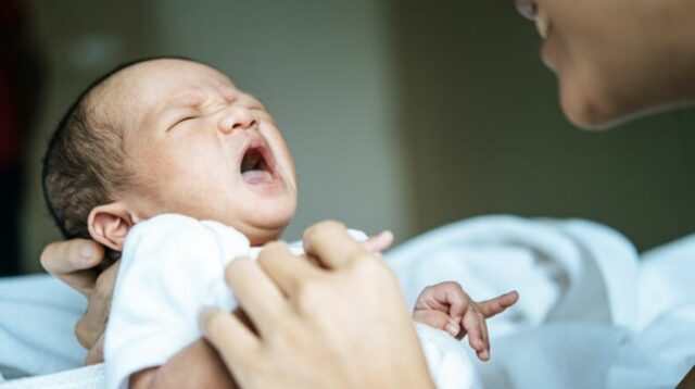 Bayi Kena Kanker Ovarium