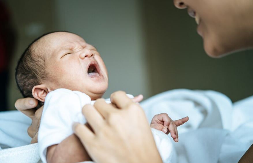 Bayi Kena Kanker Ovarium