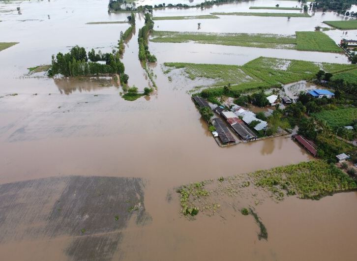 Banjir Rob di Wilayah Pesisir Jawa Timur