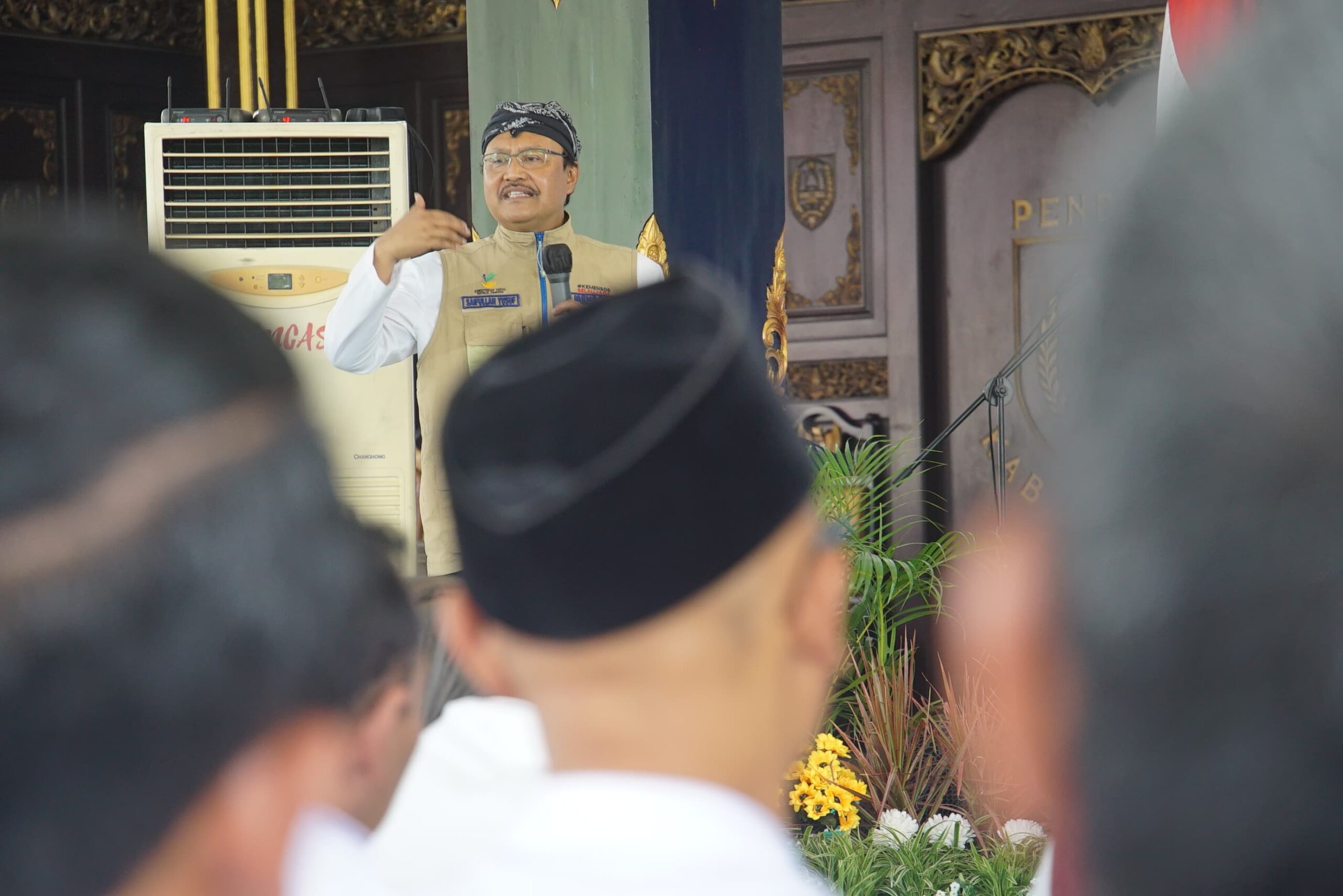 Foto : Menteri Sosial saat berada di Pendopo Jombang./Karimatul Maslahah/