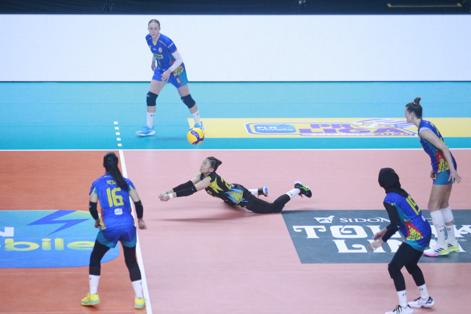 Jakarta Pertamina Enduro Tekuk Jakarta Elektrik PLN 3-1 di Laga Perdana Final Four Proliga 2025 di GOR Joyoboyo Kediri. (Foto: Proliga)