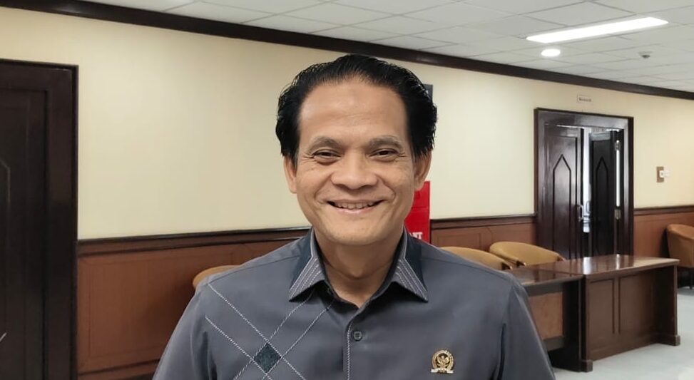Ketua BK DPRD Kaltim, Subandi usai rapat internal BK di Ruang BK lantai 3 Gedung D DPRD Kaltim, Jumat (9/5/2025)