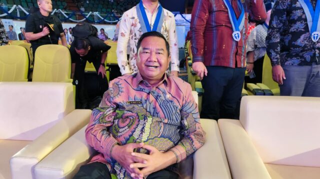 Ekti Imanuel