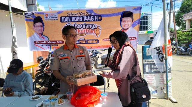 Firnadi Ikhsan, Anggota Komisi II DPRD Kaltim (kiri)
