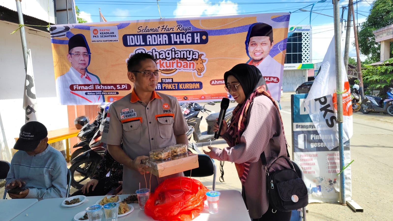 Firnadi Ikhsan, Anggota Komisi II DPRD Kaltim (kiri)