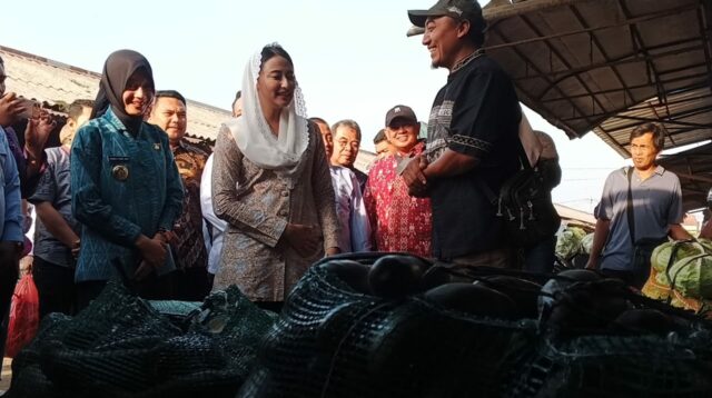 Pasar Ngronggo