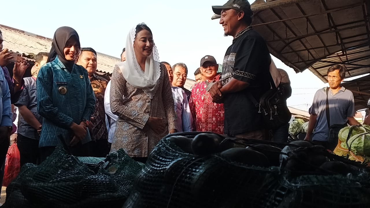 Pasar Ngronggo