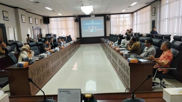 Suasana Rapat Dengar Pendapat (RDP) Komisi IV DPRD Kaltim