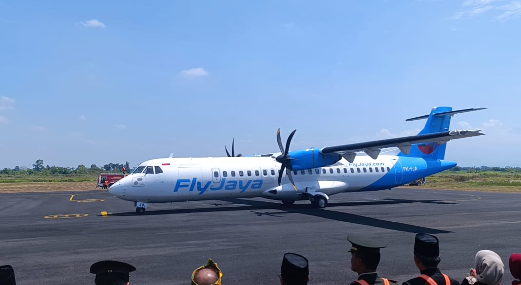 Penerbangan Jember–Jakarta