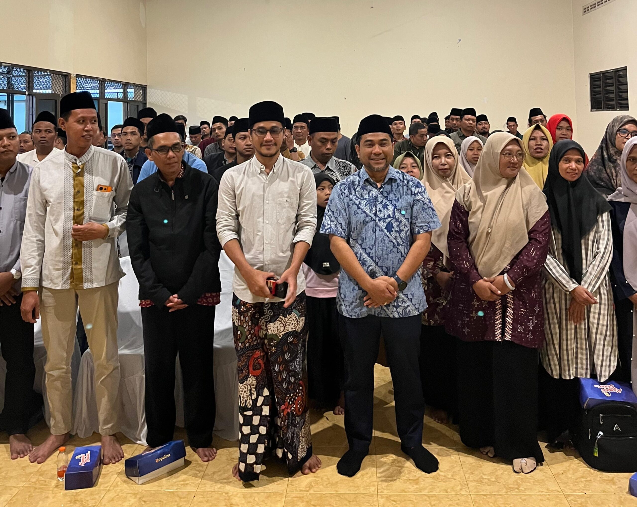 Reses Wakil Ketua Komisi D DPRD Jatim Khusnul Arif bersama pengurus Ansor Kabupaten Kediri (David)